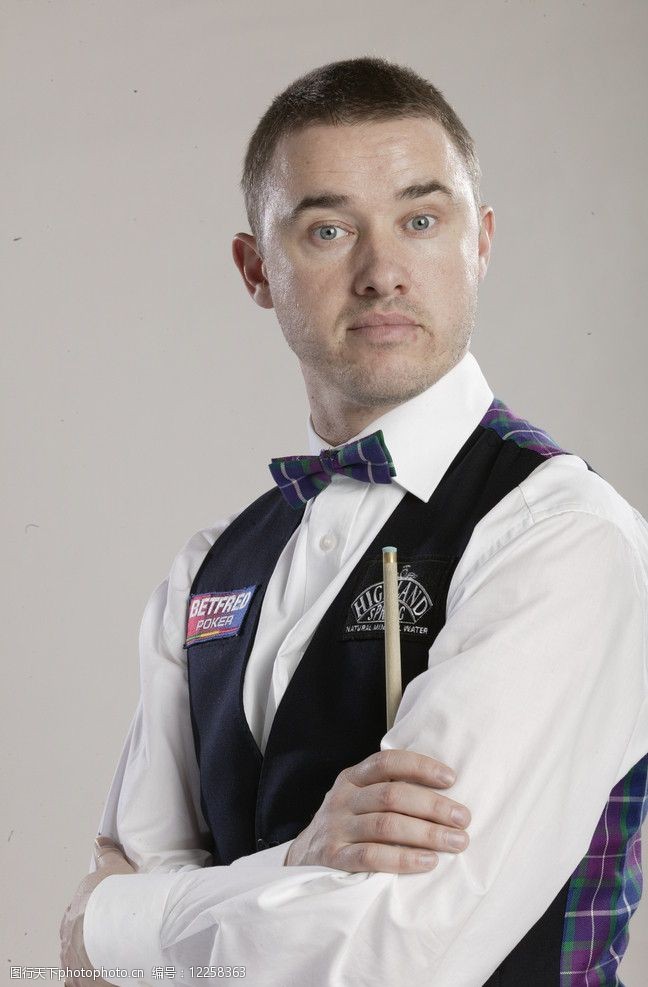 通过强力的 通过强力的