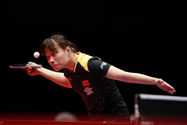 而C罗则坚 而C罗则坚