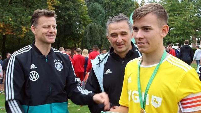 观看比赛录 观看比赛录