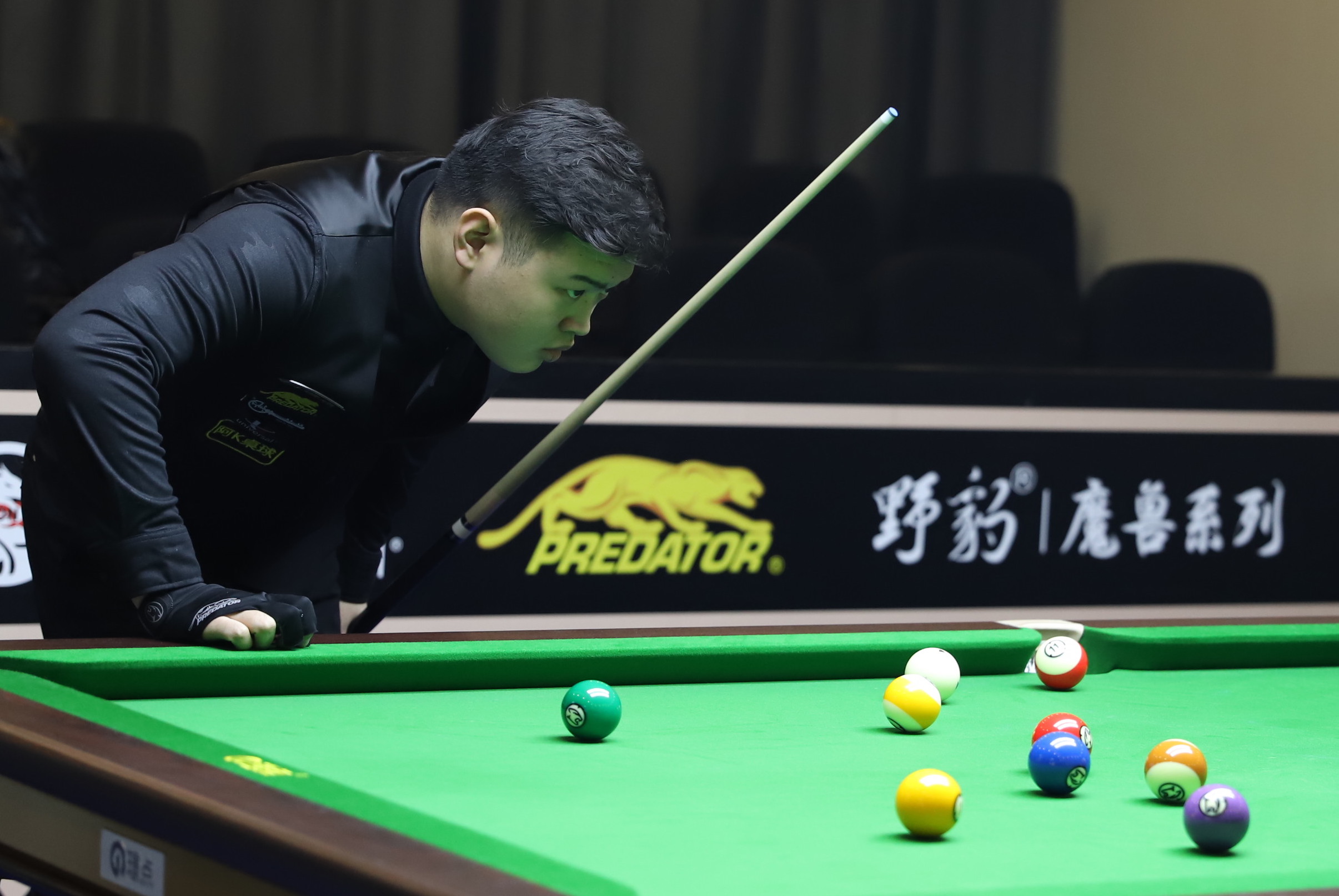 年轻球员的 年轻球员的