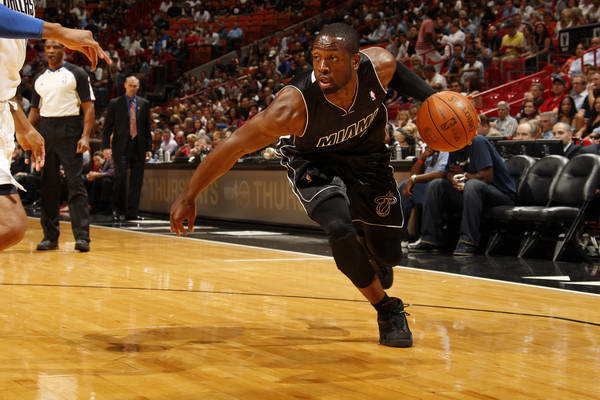 运动紧密地 运动紧密地